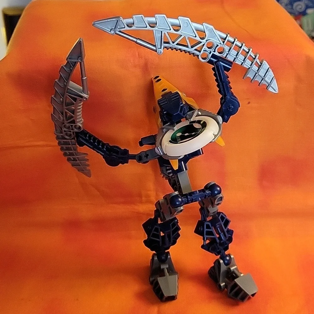 Lego Bionicle Bundle of 4 Sets 8590 8615 8618 8619 Retired